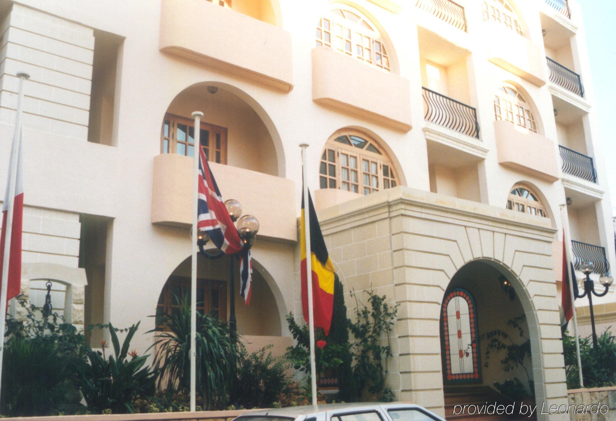 The Mediterranea Hotel & Suites 세인트폴스베이 외부 사진